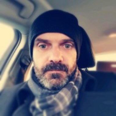 Eddie F. - Freelance Web Designer