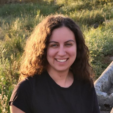 Leonor S. - Freelance Assistant Editor