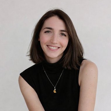 Anna P. - Freelance Designer