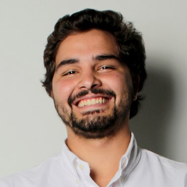 Daniel R. - Freelance Brand Designer