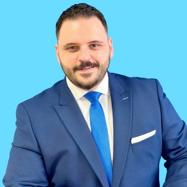 Mario H. - Freelance Videographer