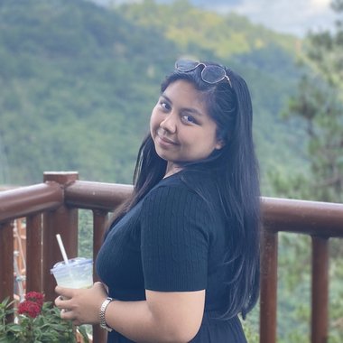 Alexandra V. - Freelance Co Writer