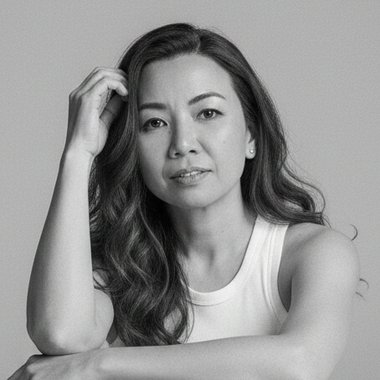 MARGARET A. - Freelance Graphic Designer