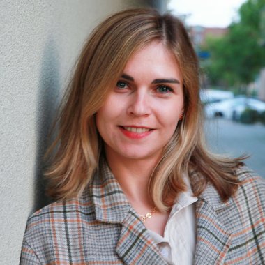 Irina K. - Freelance Podcast Editor