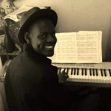 Kisitu E. - Freelance Pianist