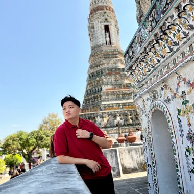 Louise V. - Freelance Web Developer