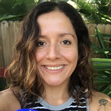 AlejandraGarpo - Freelance Motion Graphic Designer