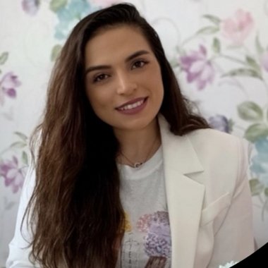 Reina C. - Freelance Social Media Manager