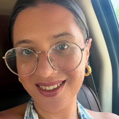 Heidi E. - Freelance Social Media Freelancer