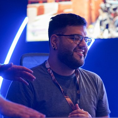 Mario C. - Freelance Social Media Manager