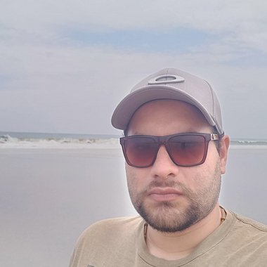 Andrés M. - Freelance Web Developer