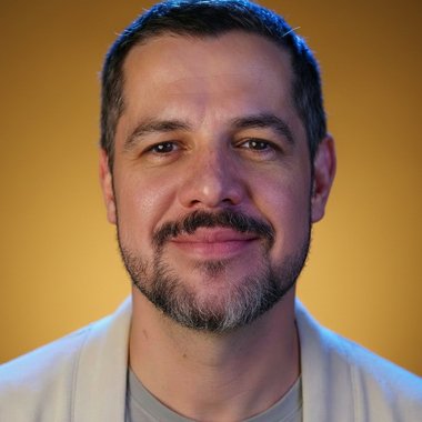 Ricardo C. - Freelance Post Production