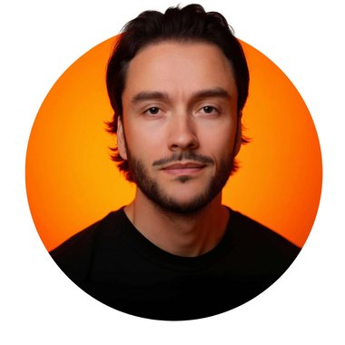 Alexander M. - Freelance Copywriter