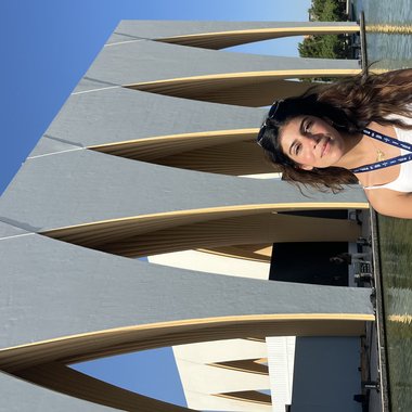 Farida S. - Freelance Post Production