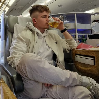 Owen C. - Freelance Content Creator