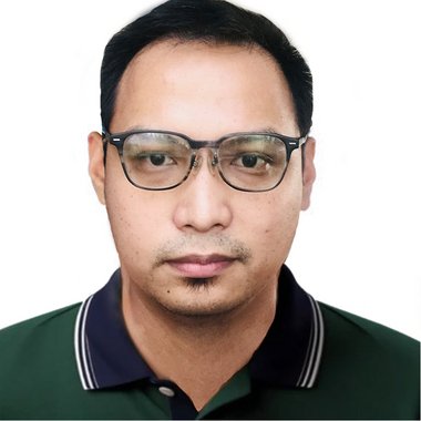 Arvin S. - Freelance Designer