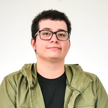 Alan R. - Freelance Graphic Designer