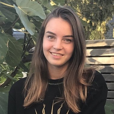 Laura S. - Freelance Content Creator