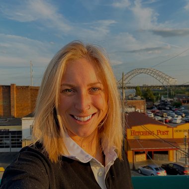 Mickelodeonn111 - Freelance Digital Marketer