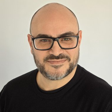 Richard A. - Freelance Graphic Designer