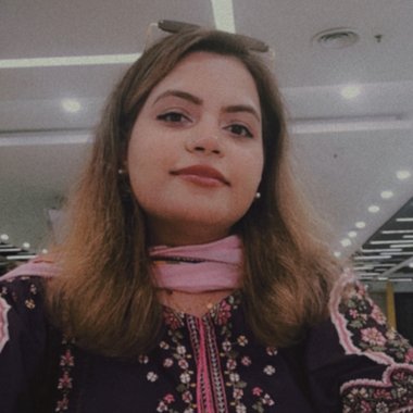 ZUNAIRA R. - Freelance Digital Marketer