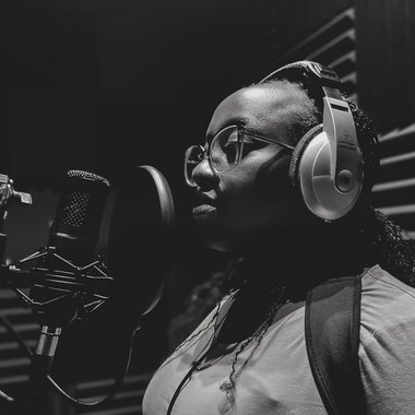 Shirley A. - Freelance Voiceover Artist