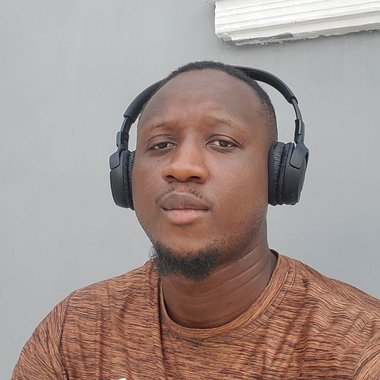 Favour I. - Freelance Motion Graphic Designer