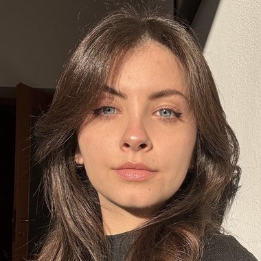 Angela R. - Freelance Character Designer