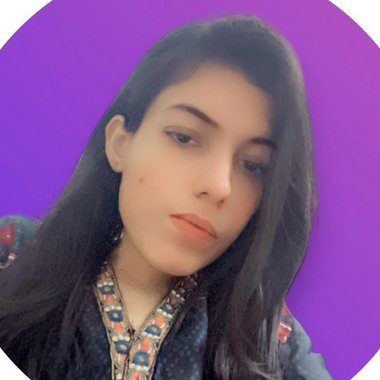 Urooba K. - Freelance Pitch Deck Designer