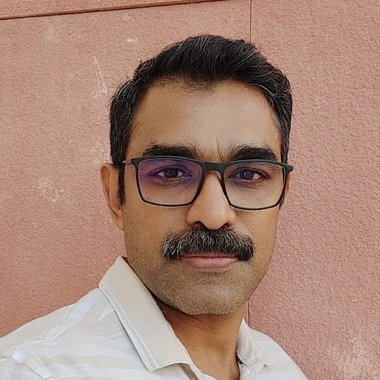Felix J. - Freelance Ui Designer