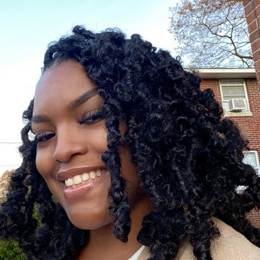 Mbenefield - Freelance Graphic Designer