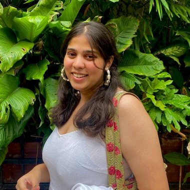 KHUSHI J. - Freelance Social Media Manager