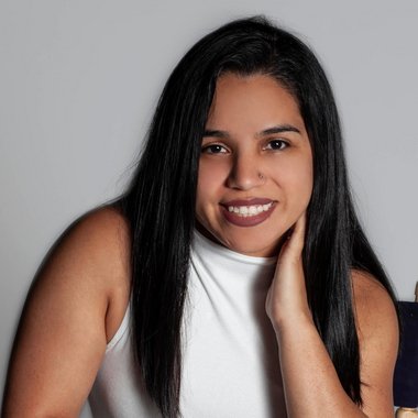 Karla R. - Freelance Podcast Editor