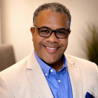 Eric H. - Freelance Social Media Manager