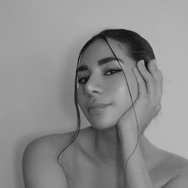 Luisa M. - Freelance 1st Assistant Director