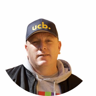 Edward W. - Freelance Community Manager