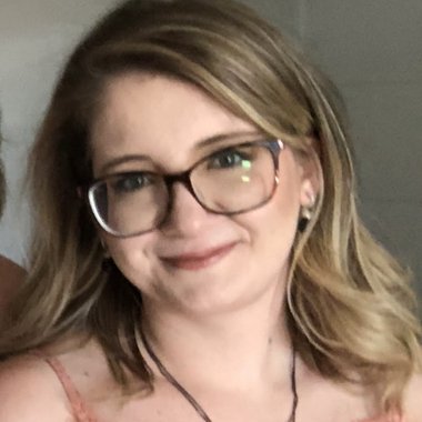 Cínthia P. - Freelance Illustrator