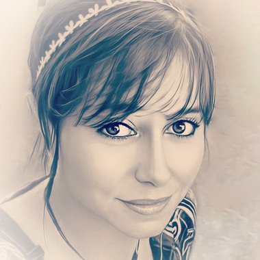 DesignDenise - Freelance Graphic Designer