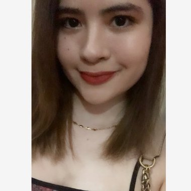 Lucia R. - Freelance Online Trainer