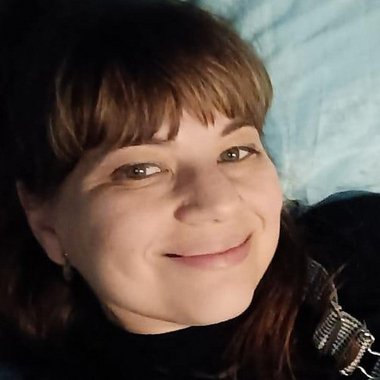 Rebecca E. - Freelance Copywriter