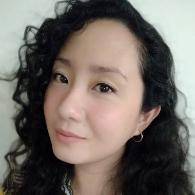 curlyscribbler - Freelance Stylist