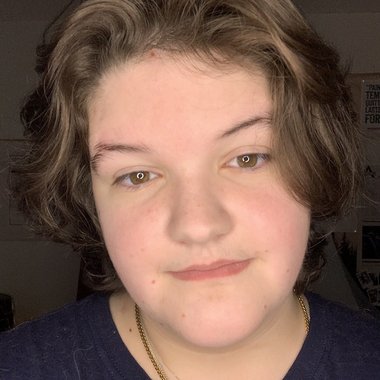 Juan T. - Freelance Graphic Designer