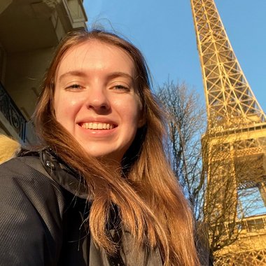 Emma S. - Freelance Content Creator