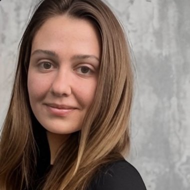 Riwa - Freelance Influencer Marketing Manager