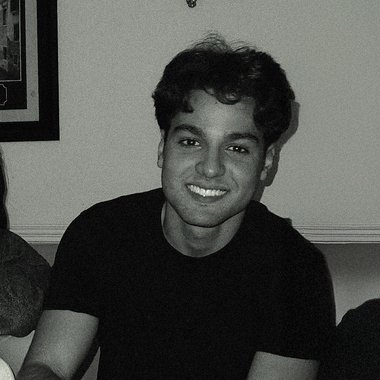 Lukas T. - Freelance Developer