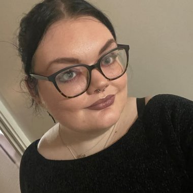 Kat S. - Freelance Copywriter