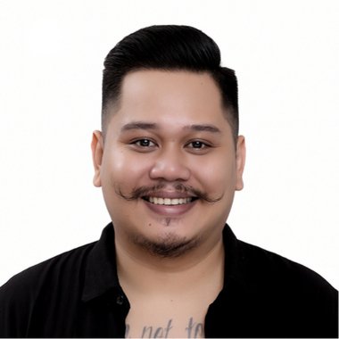 Ian P. - Freelance Web Designer