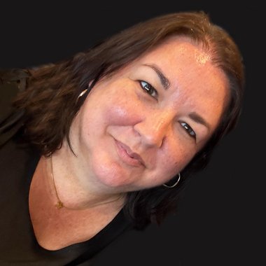 Caroline T. - Freelance Packaging Designer