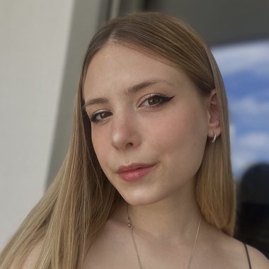 Daria P. - Freelance Motion Graphic Designer