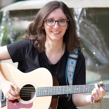 Lindsaybrazell - Freelance Singer